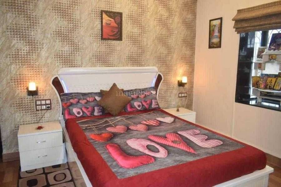 2 BHK Apartment for Rent in Santacruz West Mumbai