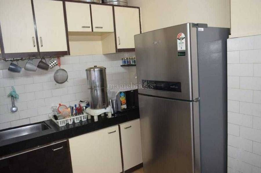 2 BHK Apartment for Rent in Santacruz West Mumbai