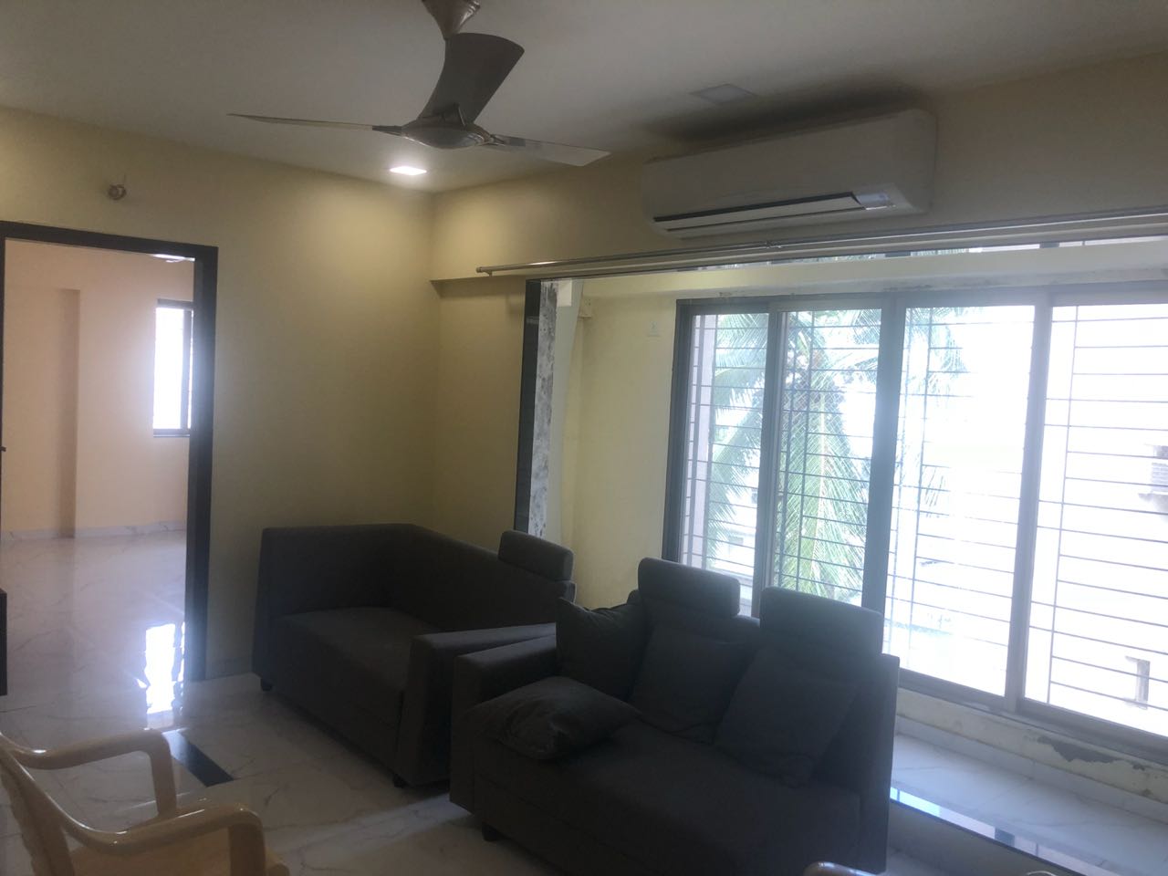 3 BHK Apartment for Rent in Vile Parle West Mumbai