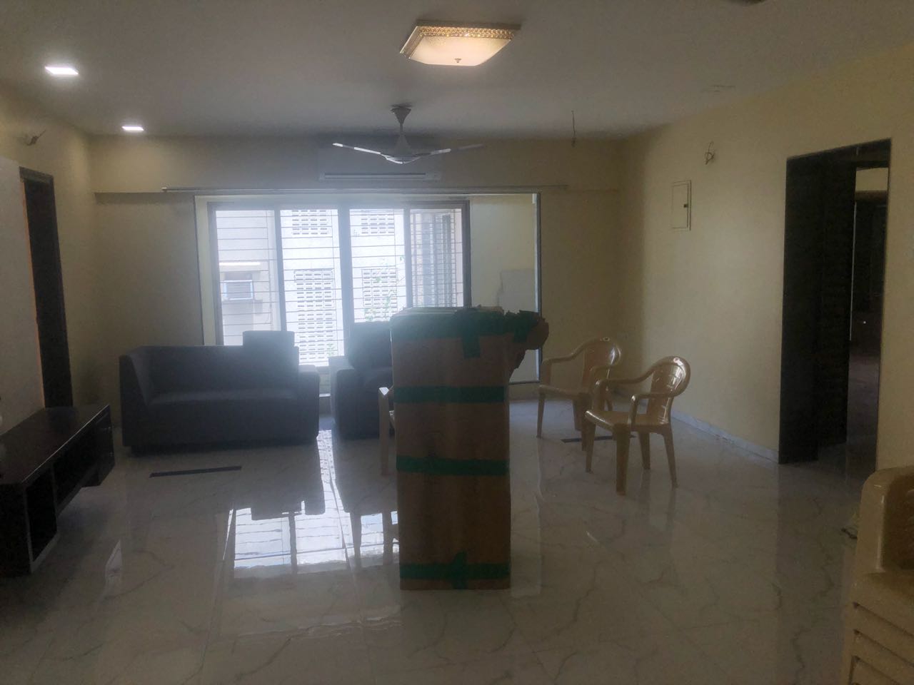 3 BHK Apartment for Rent in Vile Parle West Mumbai