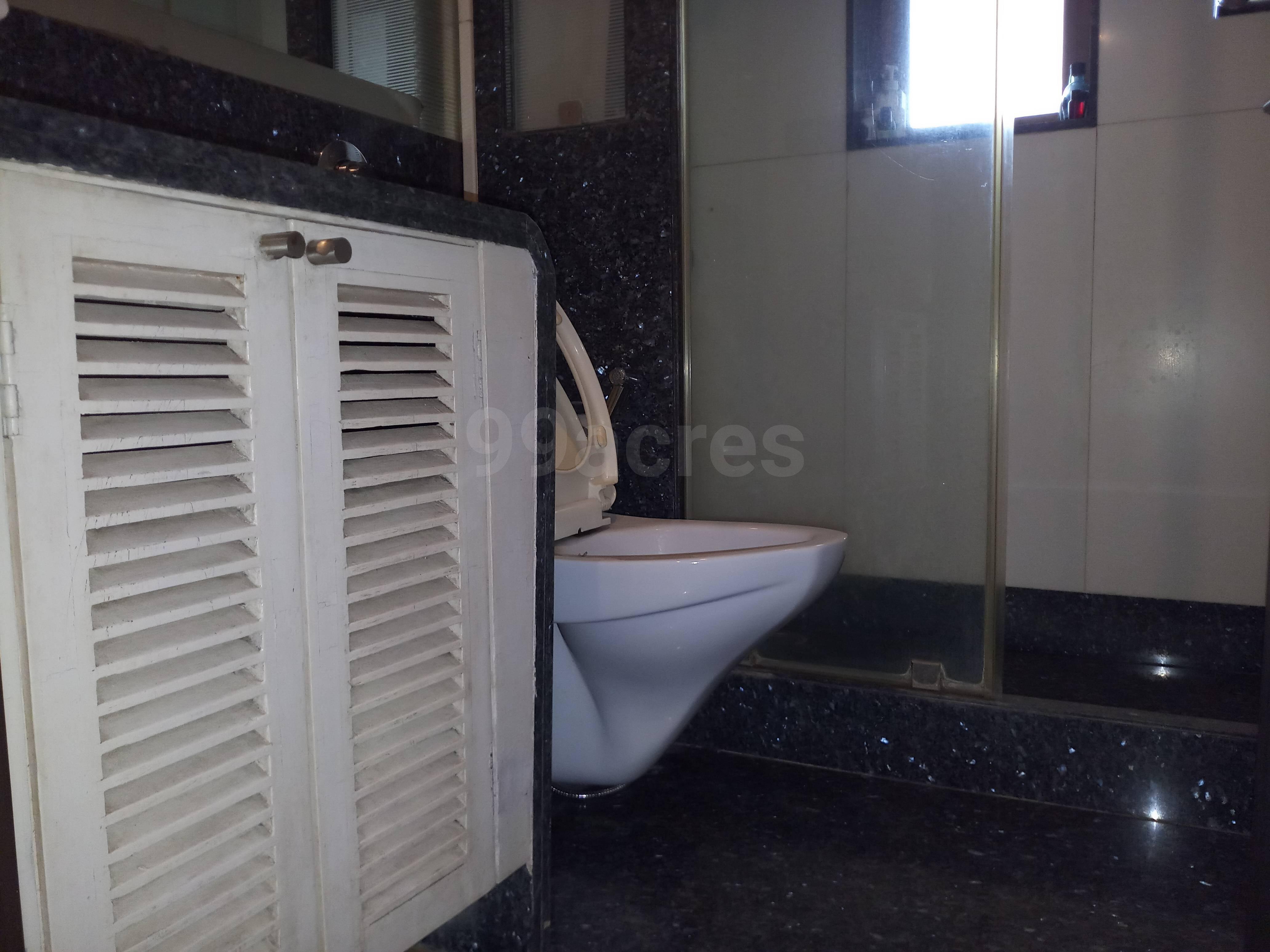 3 BHK Apartment for Rent in 16th Road Mumbai