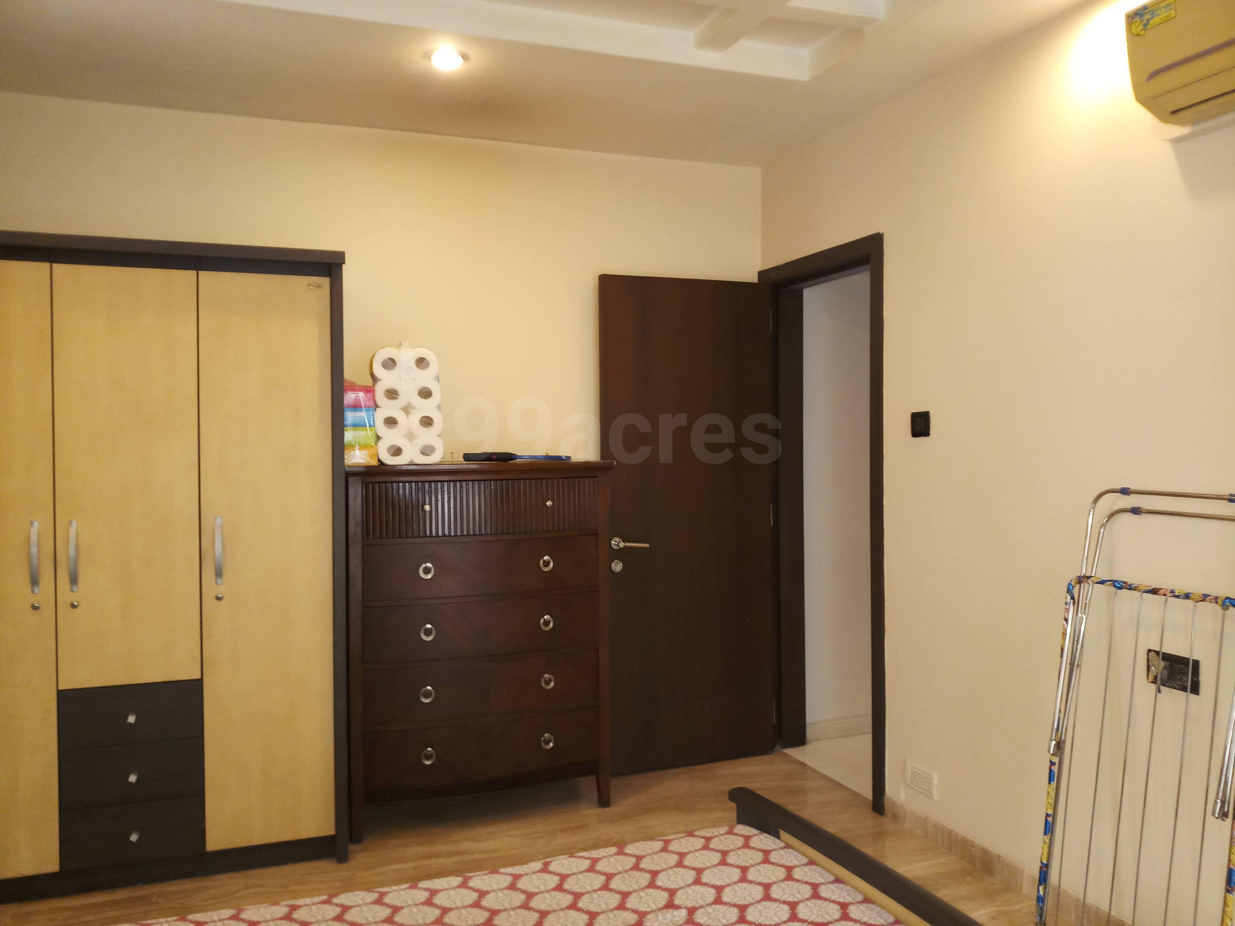 3 BHK Apartment for Rent in 16th Road Mumbai