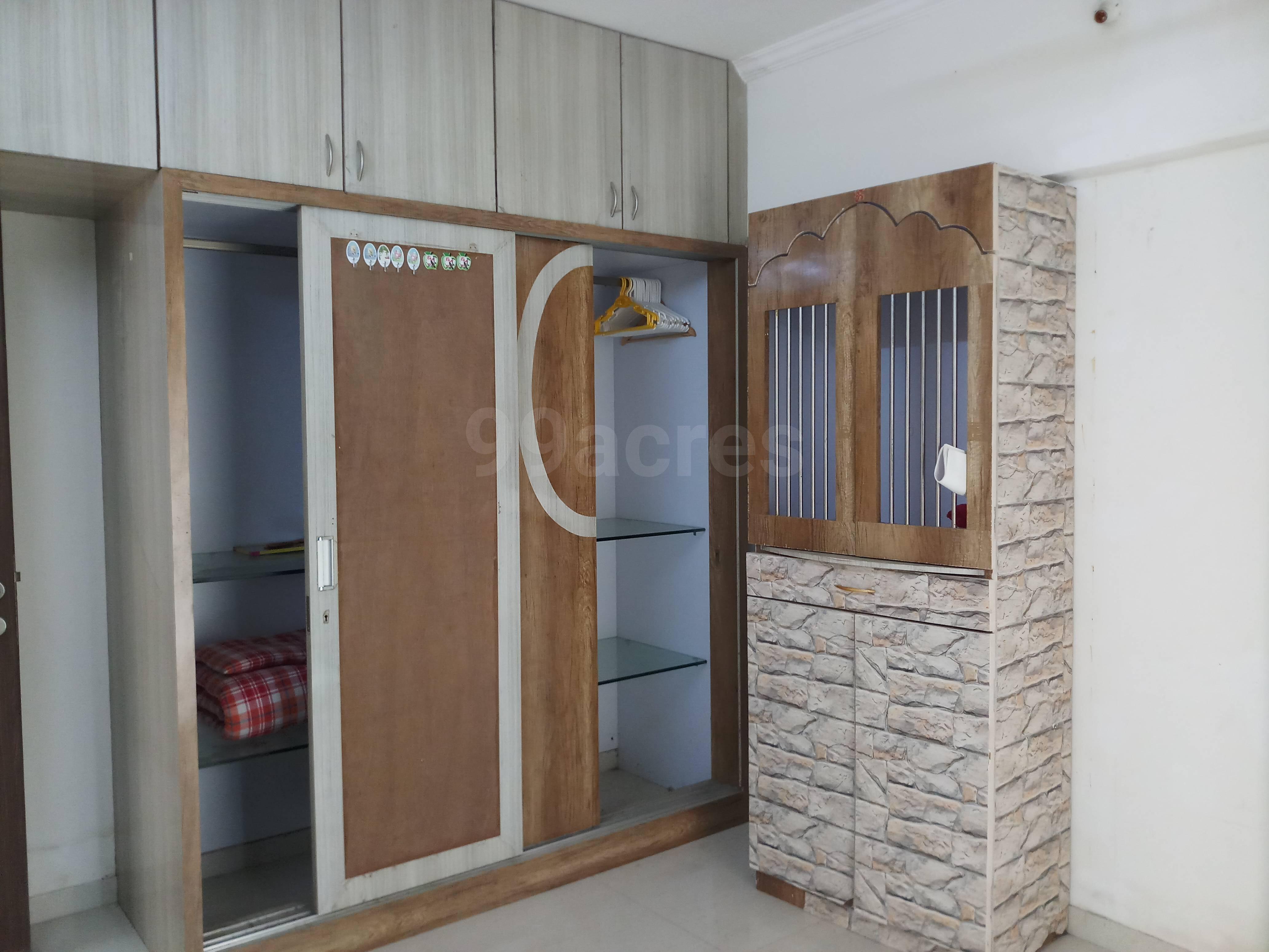 2 BHK Apartment for Rent in Bandra East Mumbai