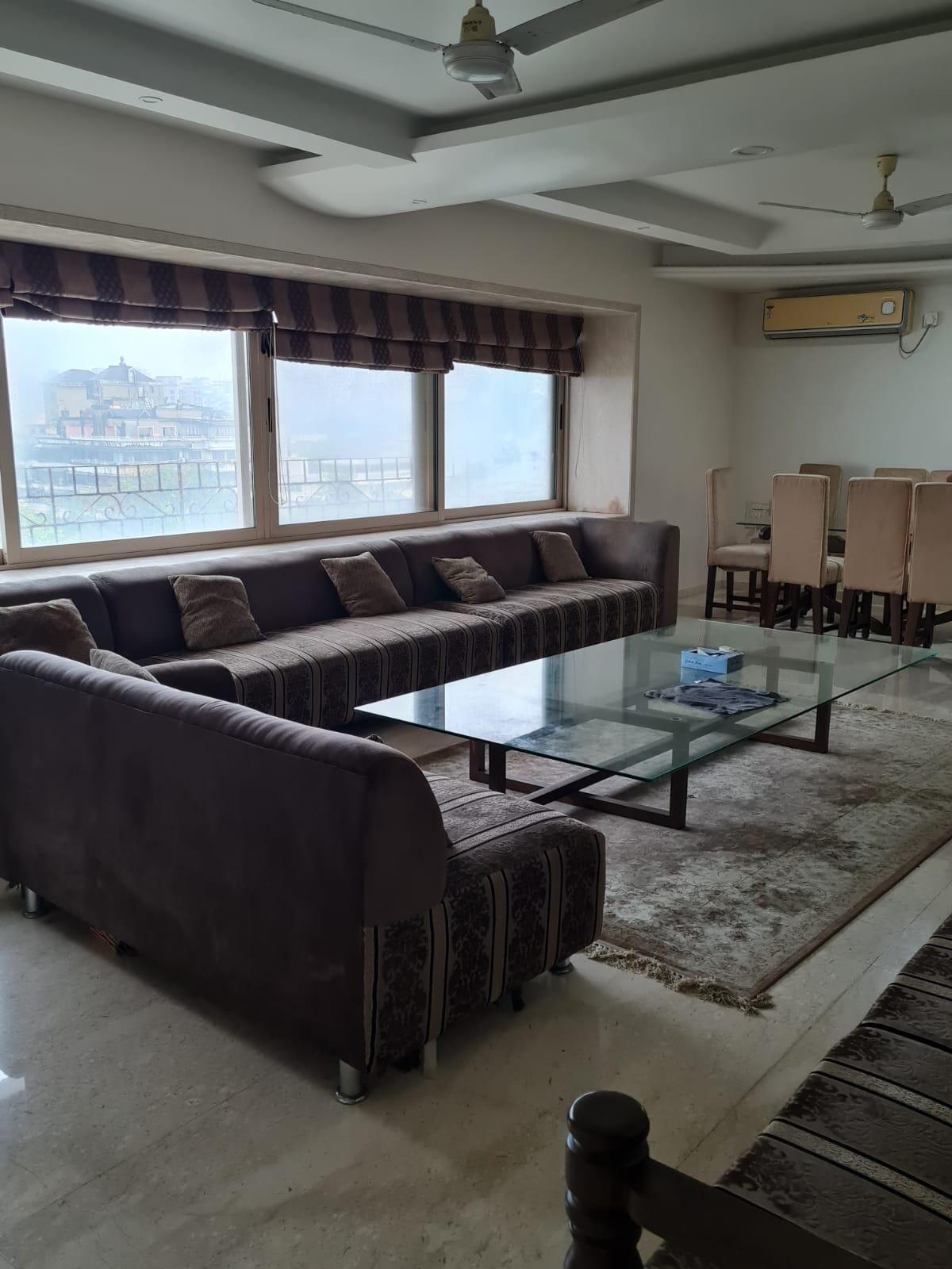 4 BHK Apartment for Sale in Bandra West Mumbai