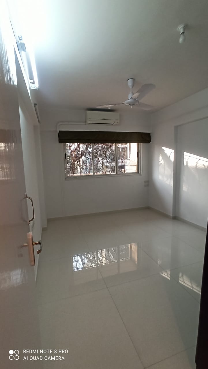 2 BHK Apartment for Rent in 15th Road Mumbai