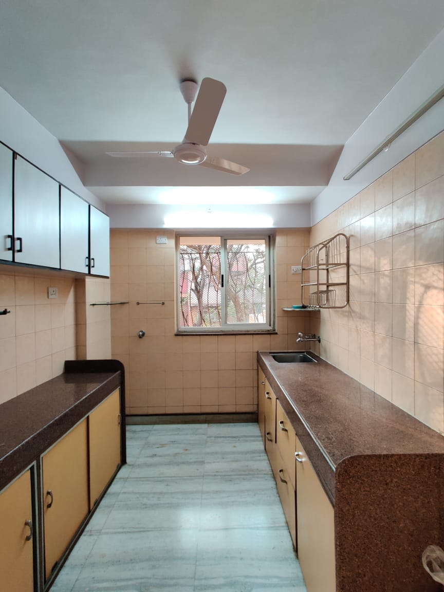 2 BHK Apartment for Rent in 15th Road Mumbai