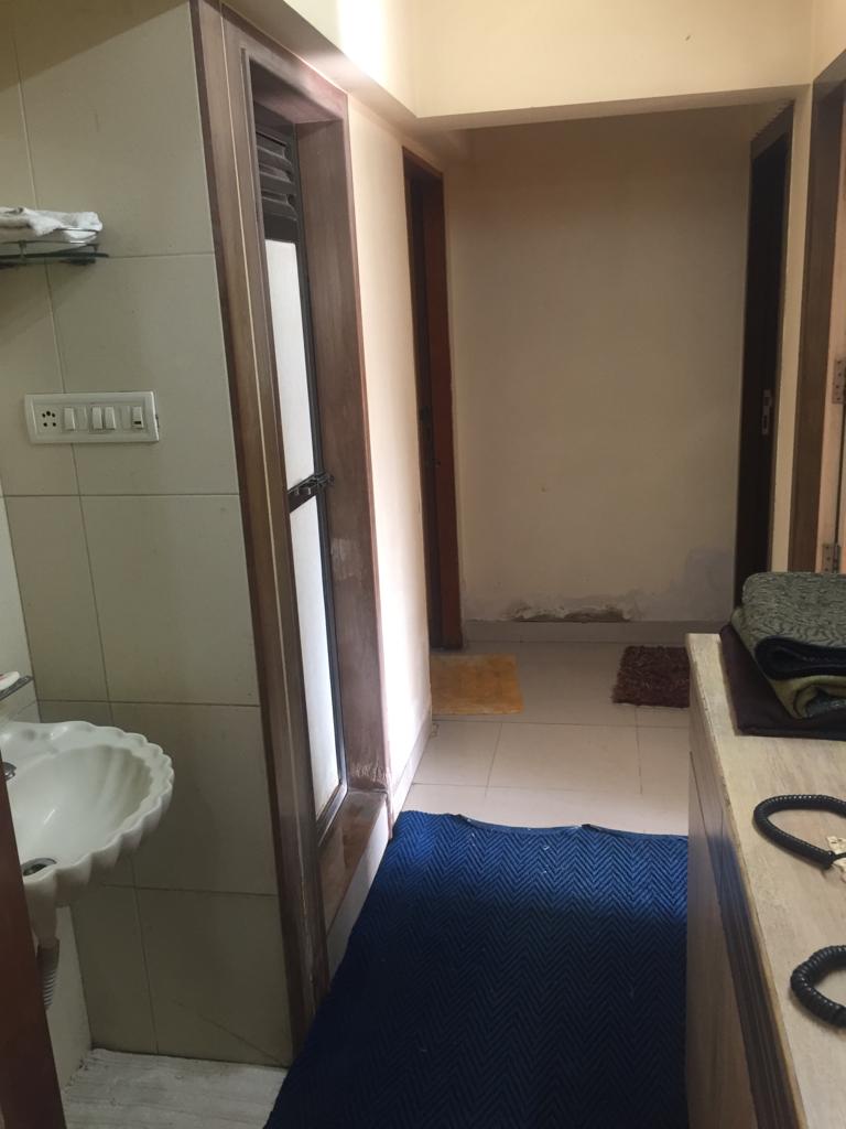 3 BHK Apartment for Sale in S V Road Mumbai