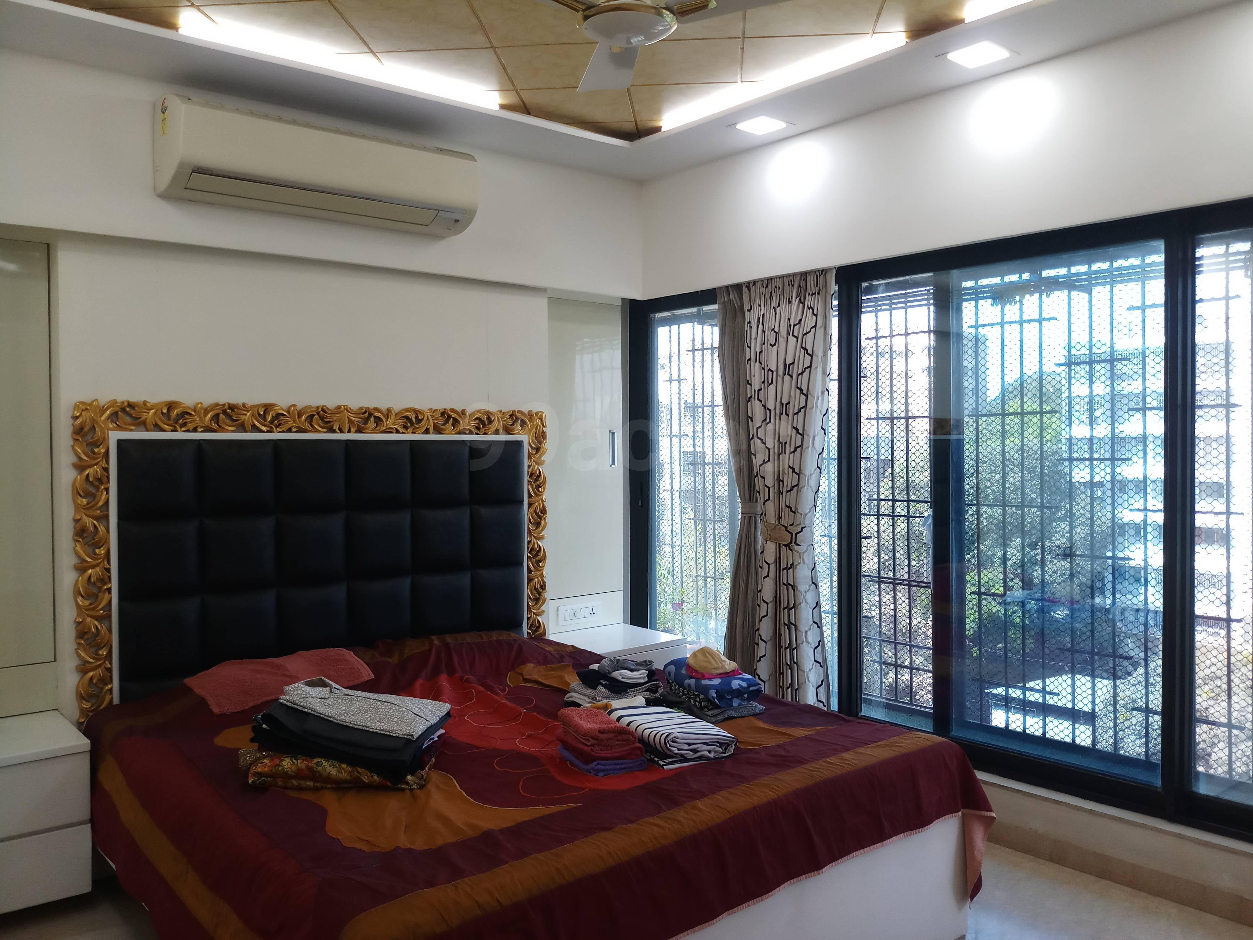 4 BHK Apartment for Sale in S V Road Mumbai