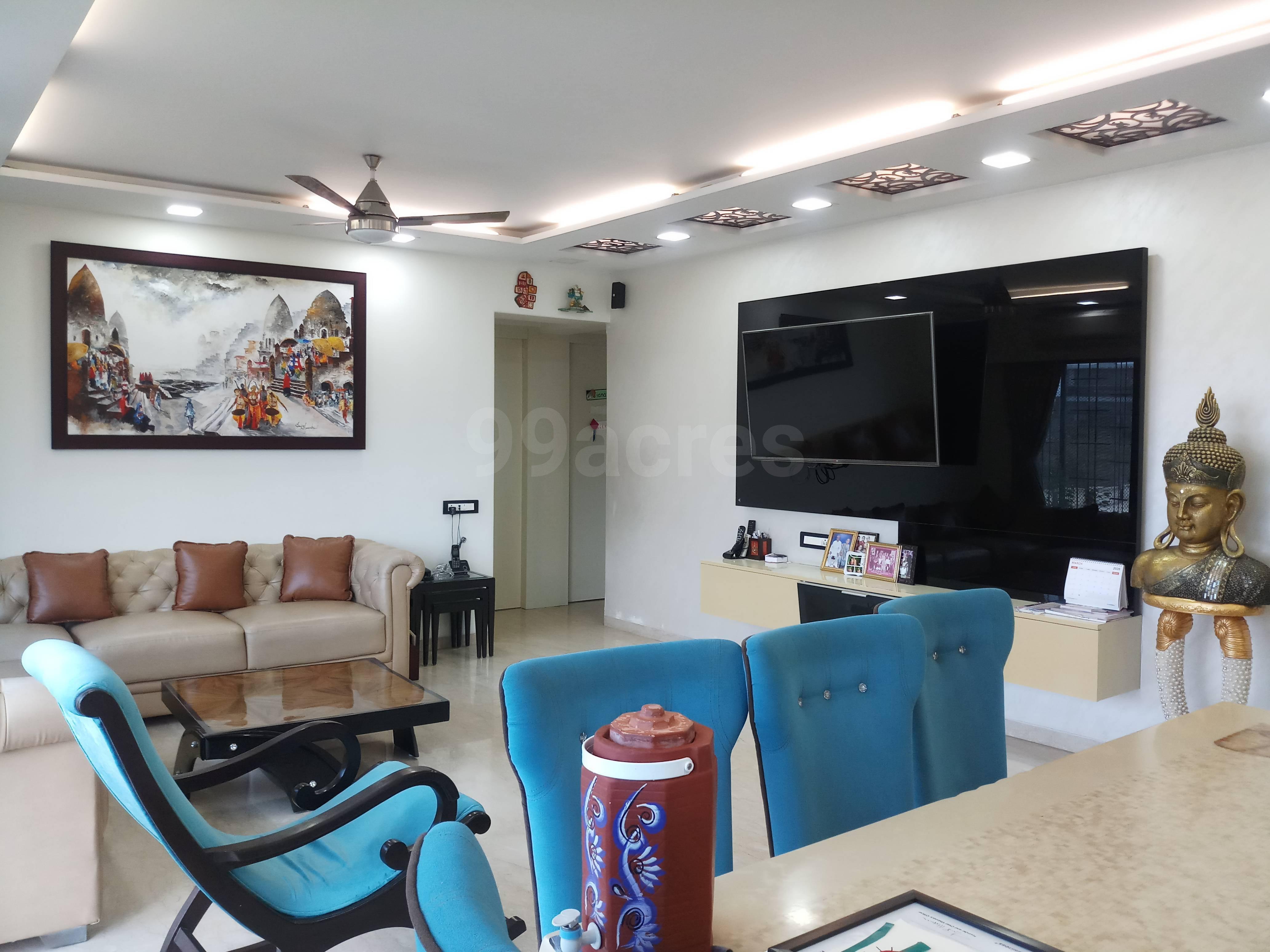 4 BHK Apartment for Sale in S V Road Mumbai