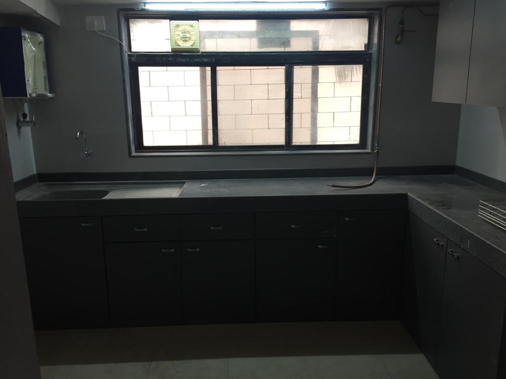3 BHK Apartment for Sale in Almeida park Mumbai