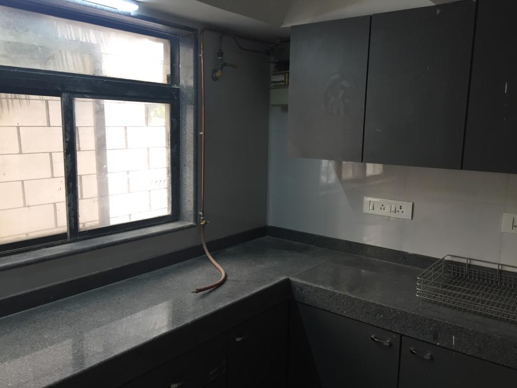 3 BHK Apartment for Sale in Almeida park Mumbai