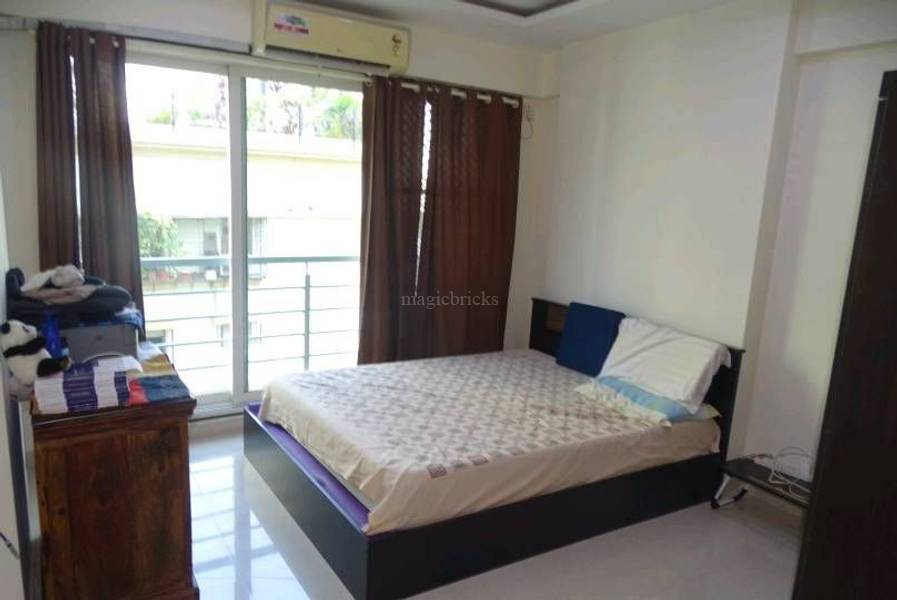 4 BHK Apartment for Sale in Khar West Mumbai