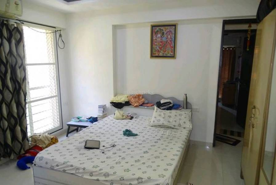 4 BHK Apartment for Sale in Khar West Mumbai