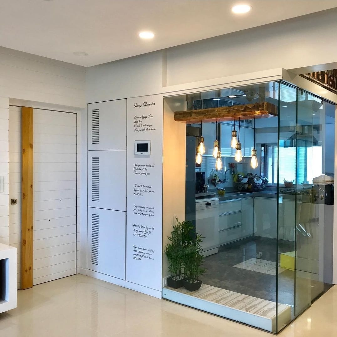 2 BHK Apartment for Sale in Swami Samarth Road Mumbai