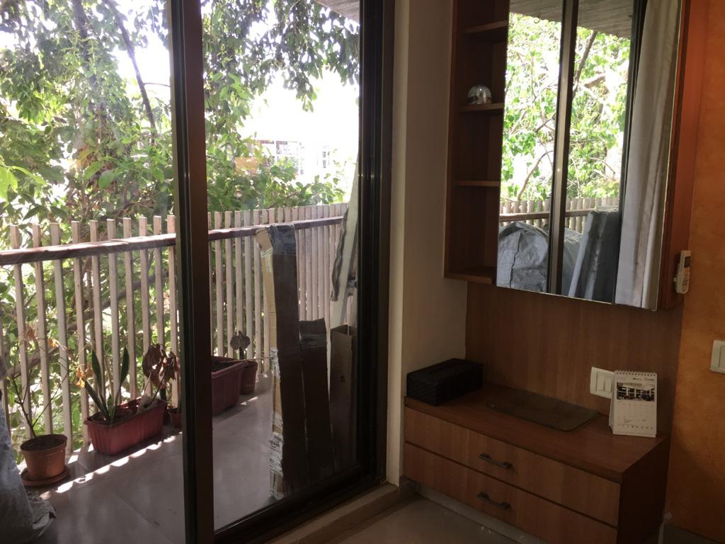 2 BHK Apartment for Rent in Bandra West Mumbai