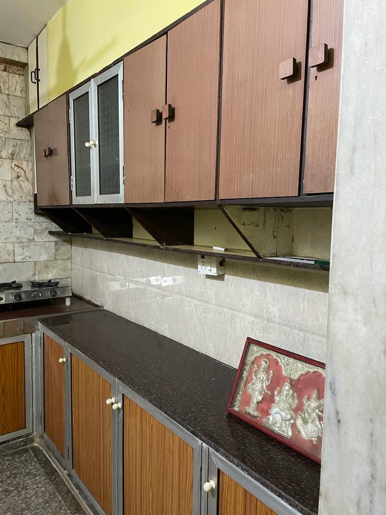 2 BHK Apartment for Rent in Bandra Reclamation Mumbai