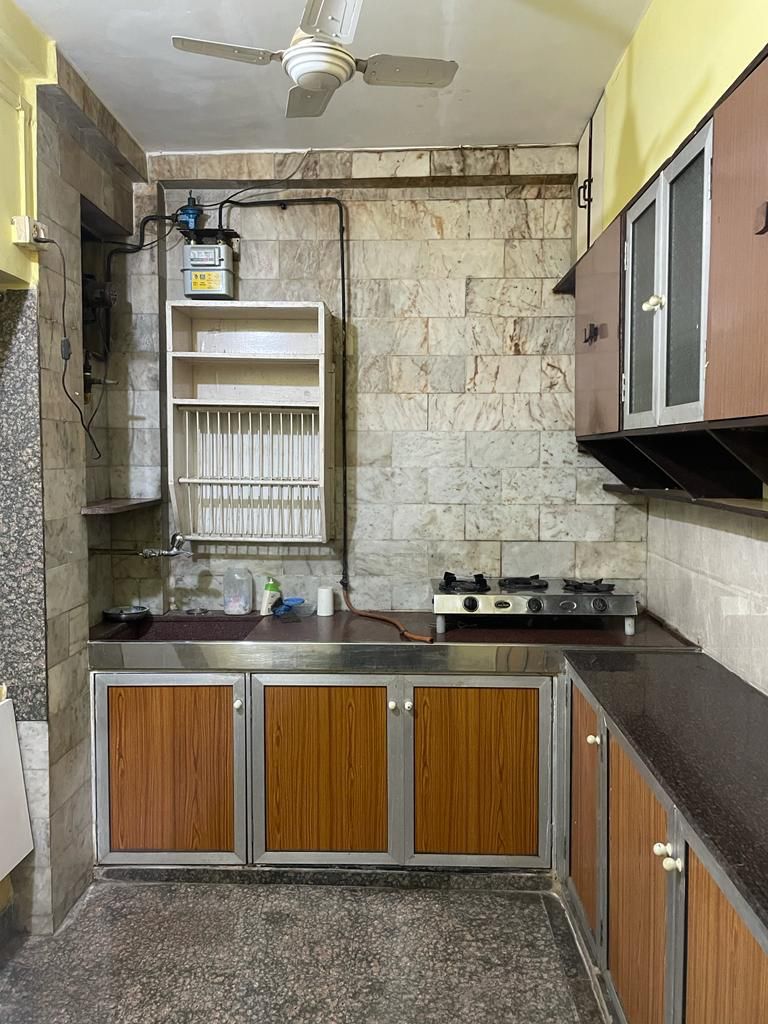 2 BHK Apartment for Rent in Bandra Reclamation Mumbai