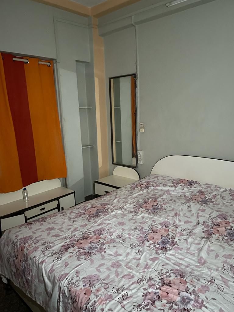 2 BHK Apartment for Rent in Bandra Reclamation Mumbai