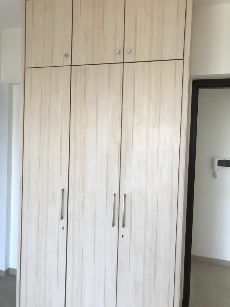 3 BHK Apartment for Rent in Walbhat Road Mumbai