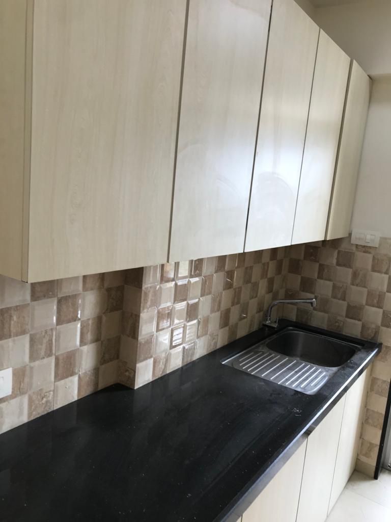 3 BHK Apartment for Rent in Walbhat Road Mumbai