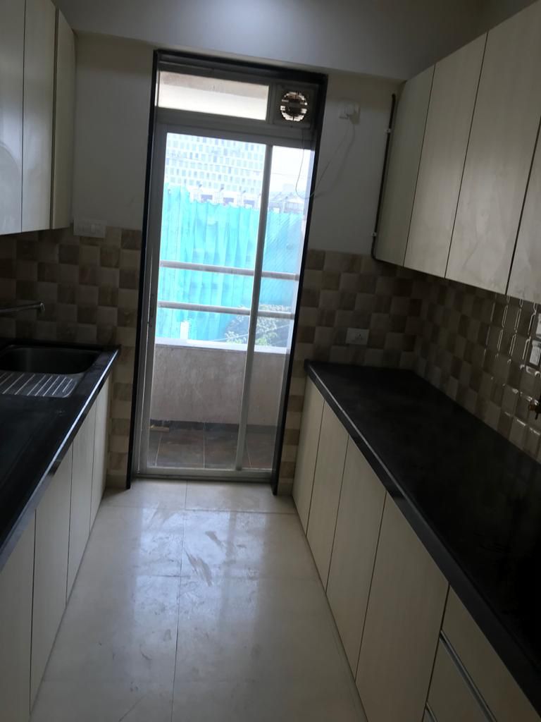 3 BHK Apartment for Rent in Walbhat Road Mumbai
