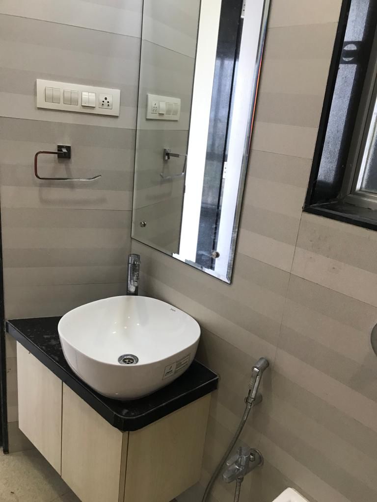 3 BHK Apartment for Rent in Walbhat Road Mumbai