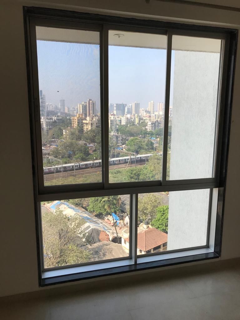3 BHK Apartment for Rent in Walbhat Road Mumbai