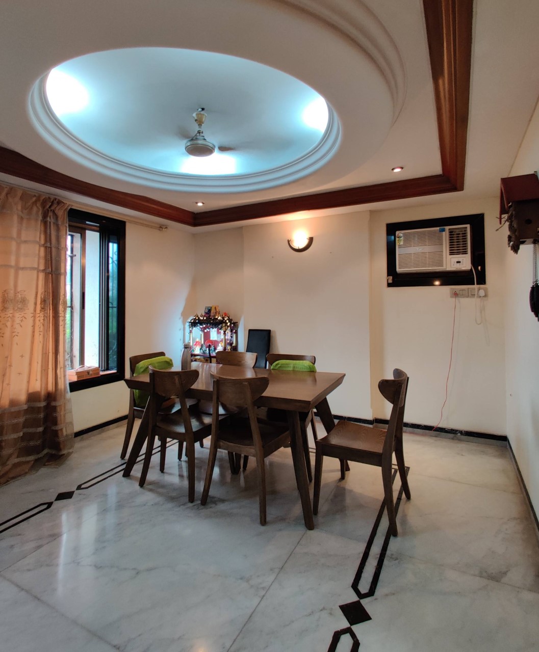 4 BHK Apartment for Sale in Juhu Mumbai