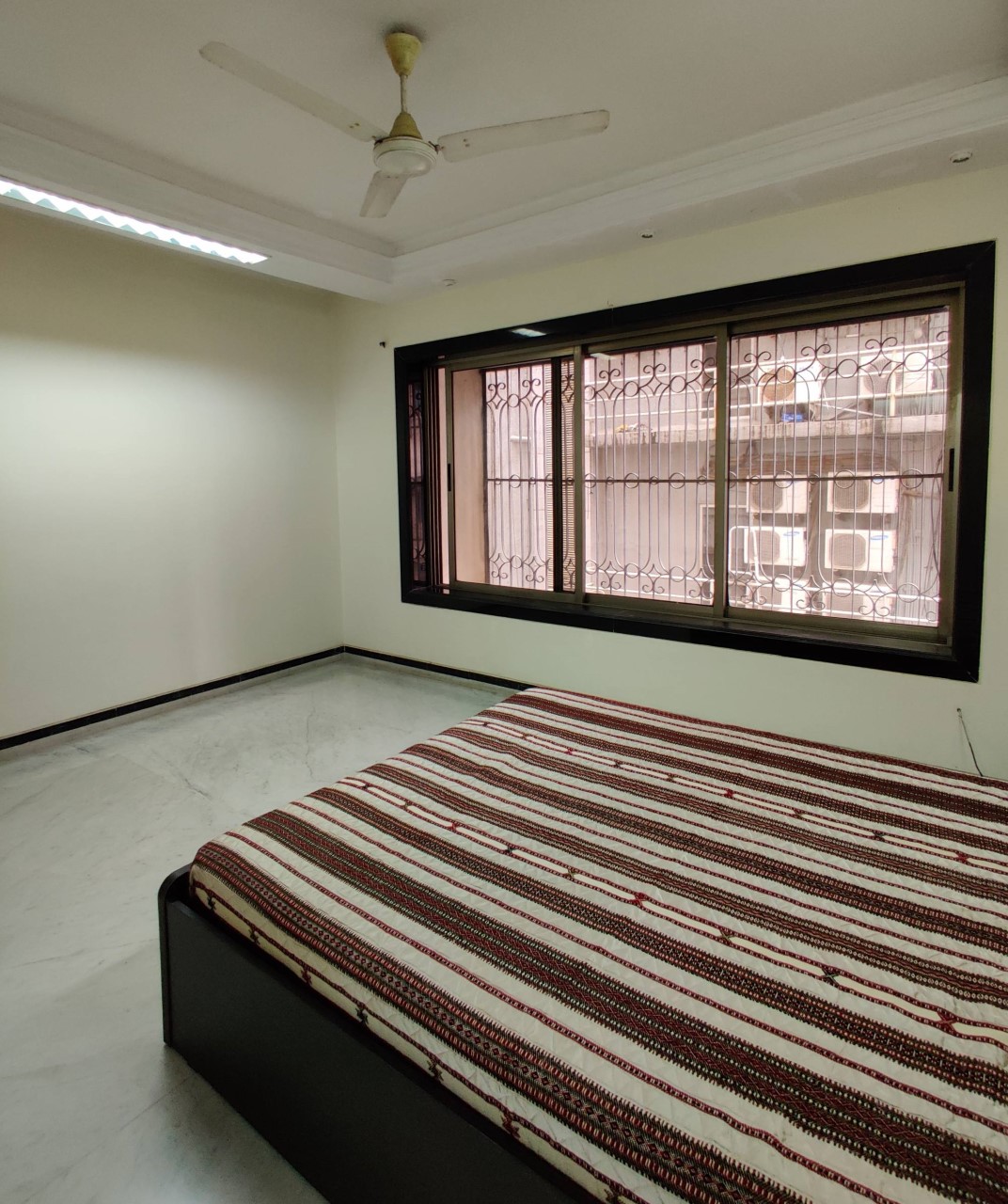 4 BHK Apartment for Sale in Juhu Mumbai