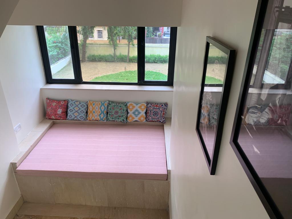 2 BHK Villa for Sale in Lokhandwala Mumbai