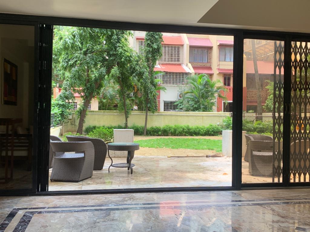 2 BHK Villa for Sale in Lokhandwala Mumbai
