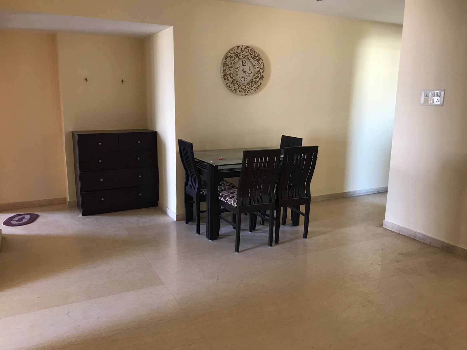 2 BHK Apartment for Rent in Khar West Mumbai