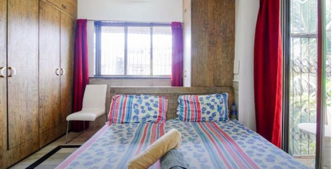 2 BHK Apartment for Rent in Juhu Tara Road Mumbai