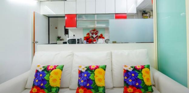 2 BHK Apartment for Rent in Juhu Tara Road Mumbai