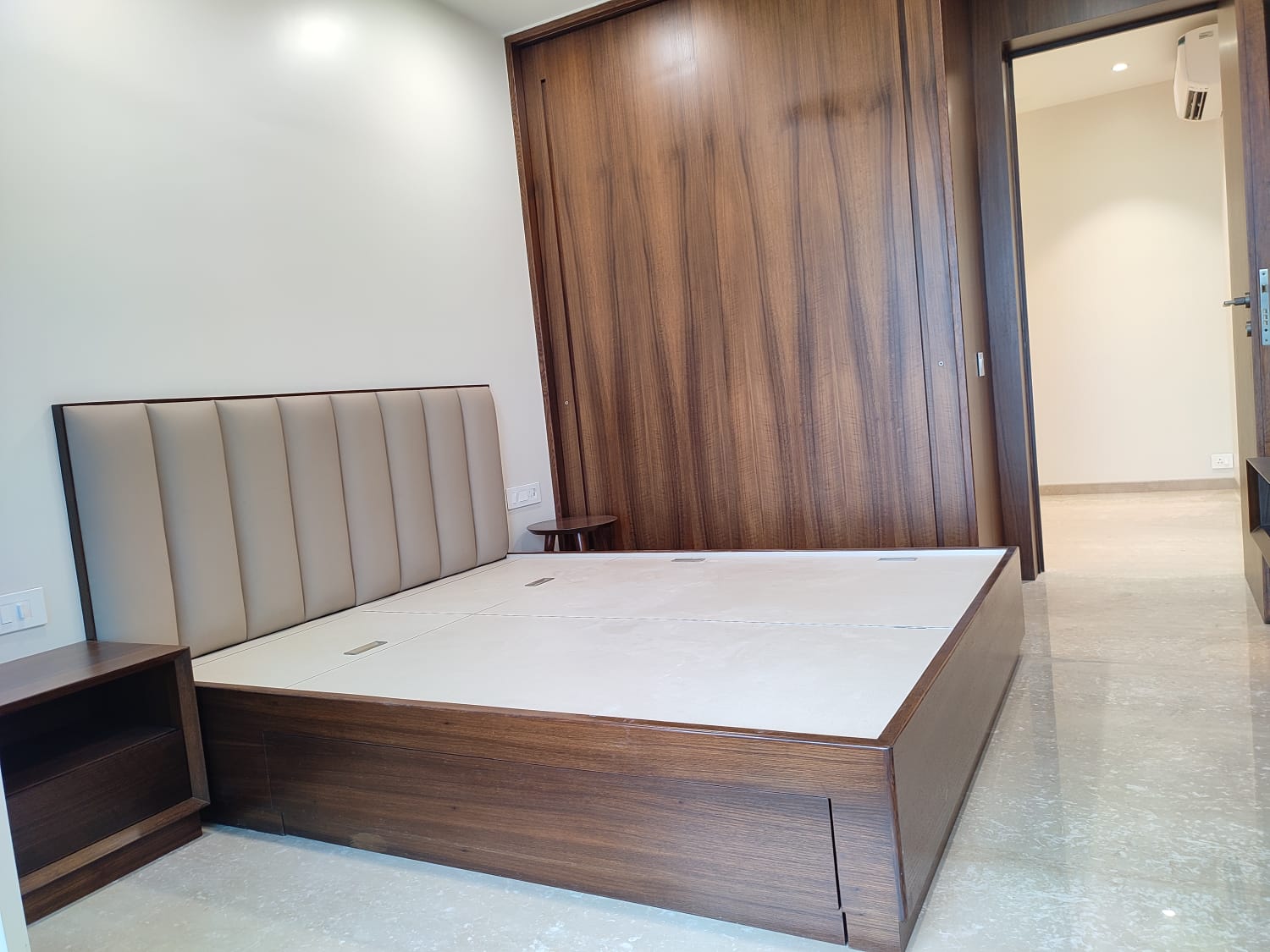 3 BHK Apartment for Rent in Ambedkar Rd Mumbai