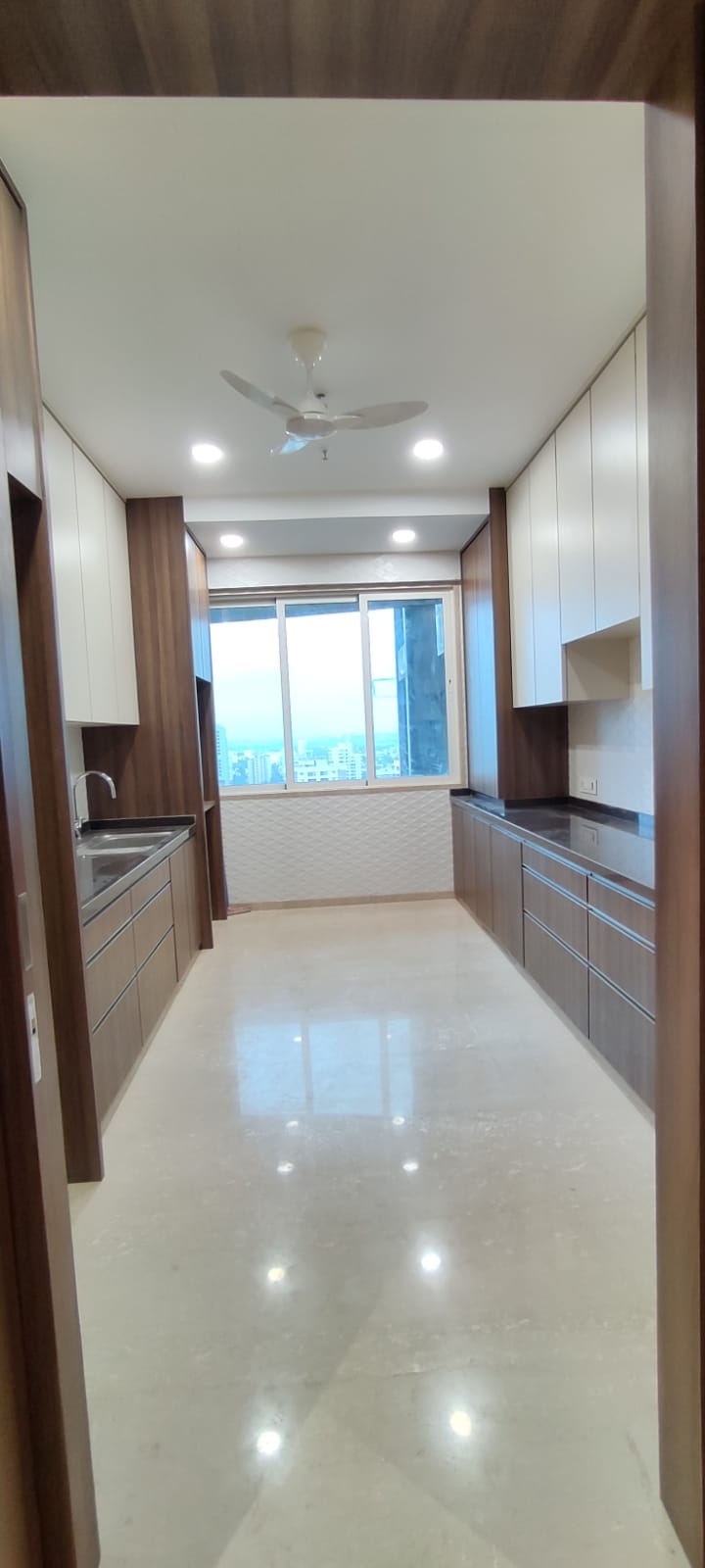 3 BHK Apartment for Rent in Ambedkar Rd Mumbai
