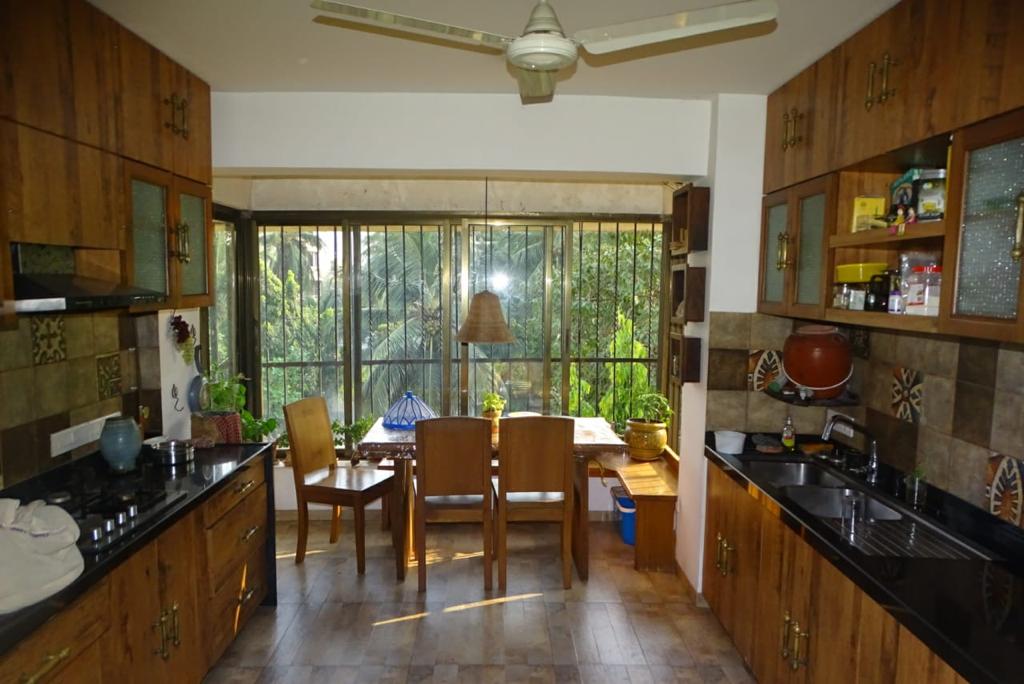 3 BHK Apartment for Sale in Juhu Mumbai