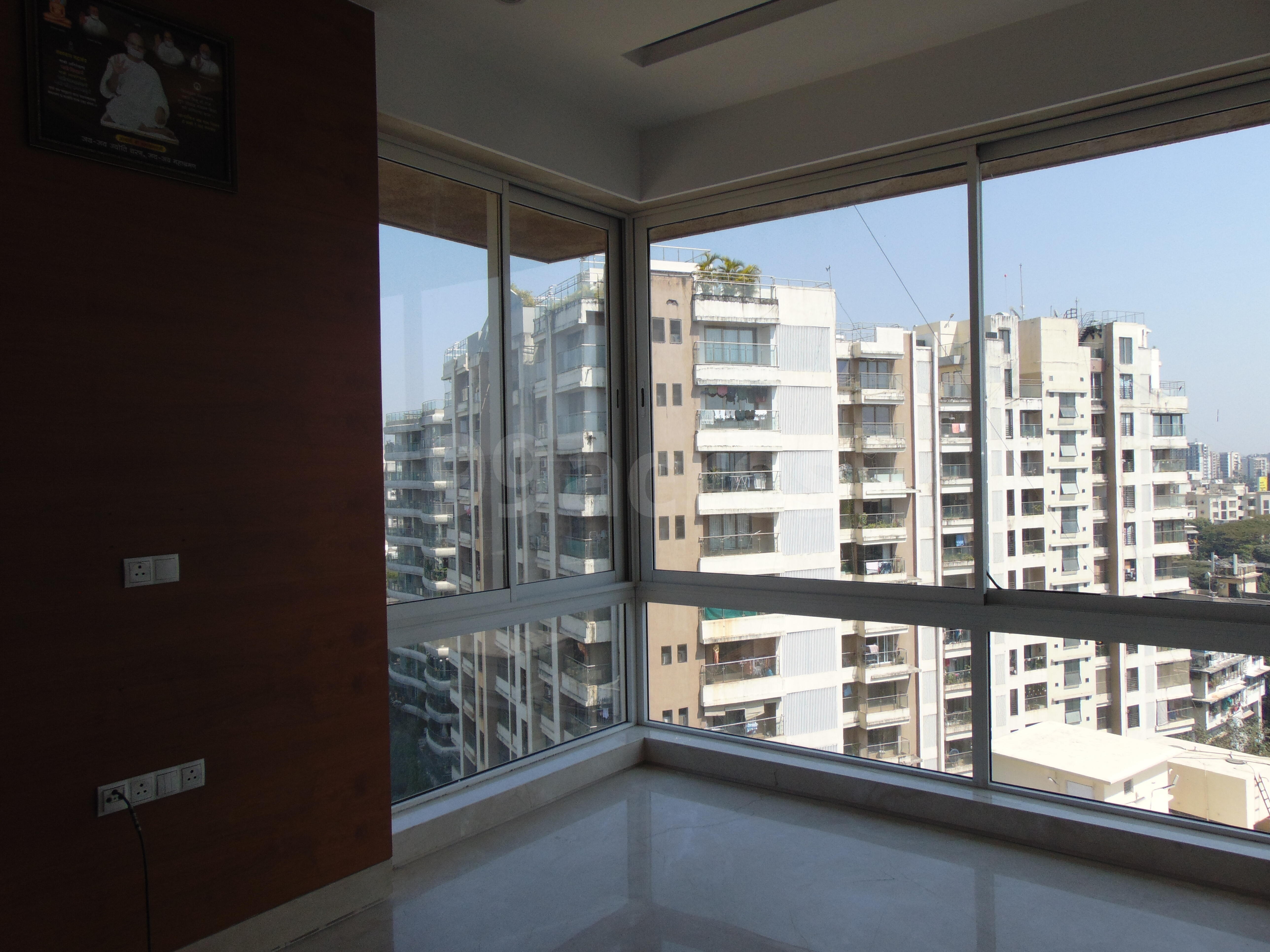5 BHK Apartment for Rent in 2nd Hasnabad Lane Mumbai