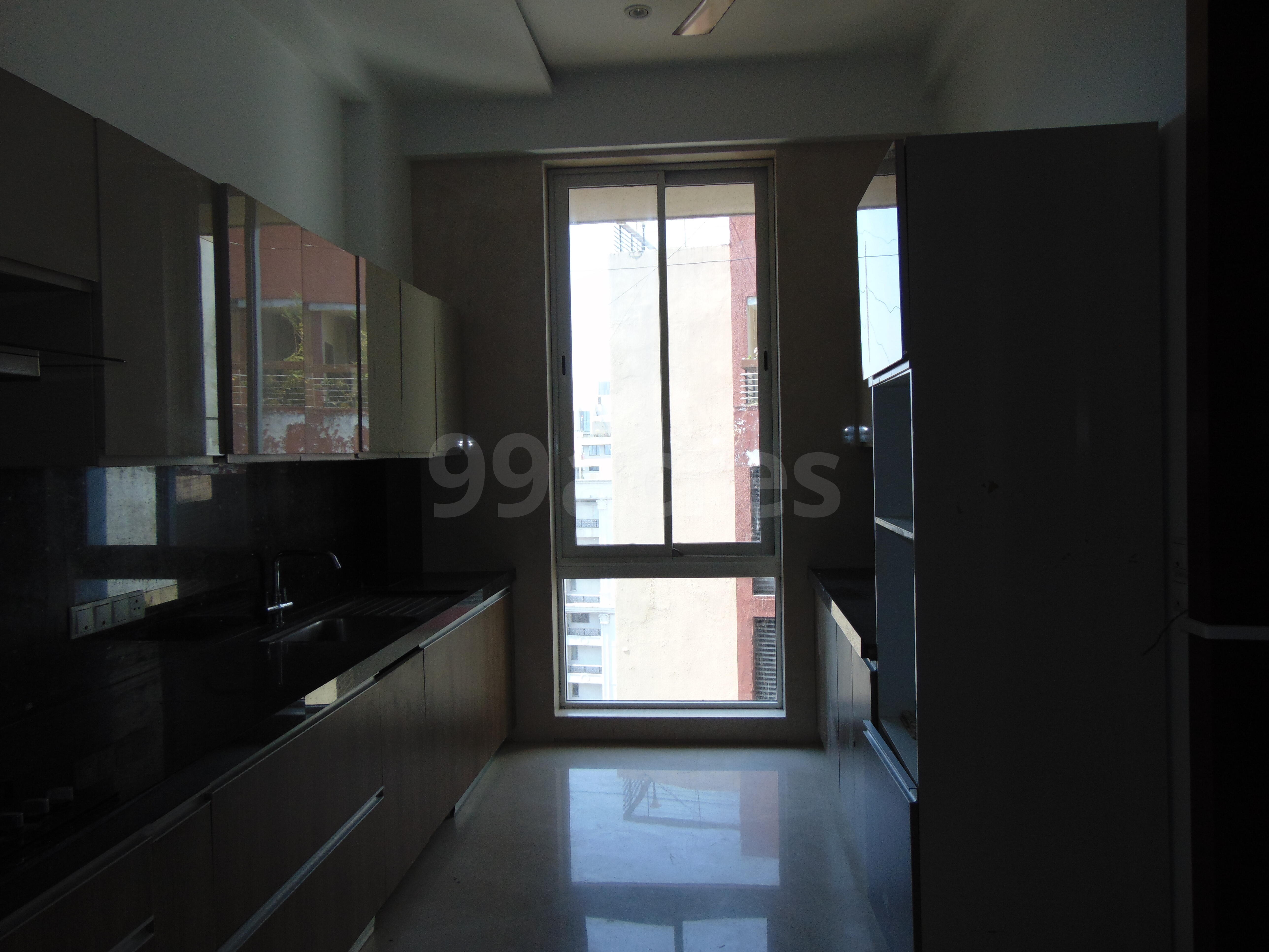 5 BHK Apartment for Rent in 2nd Hasnabad Lane Mumbai