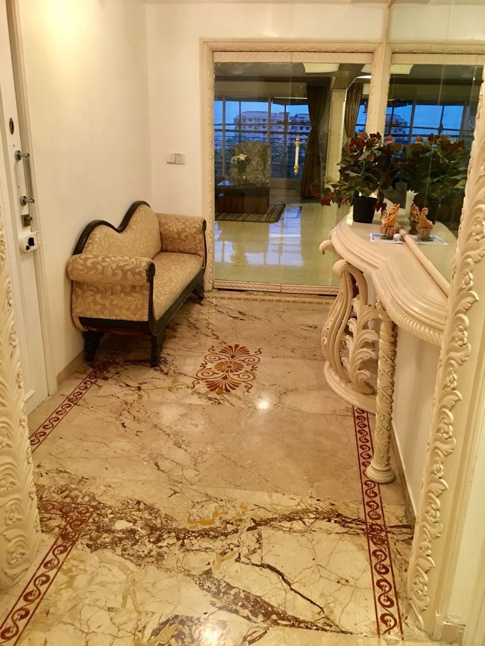 3 BHK Apartment for Sale in Pali Hill Mumbai