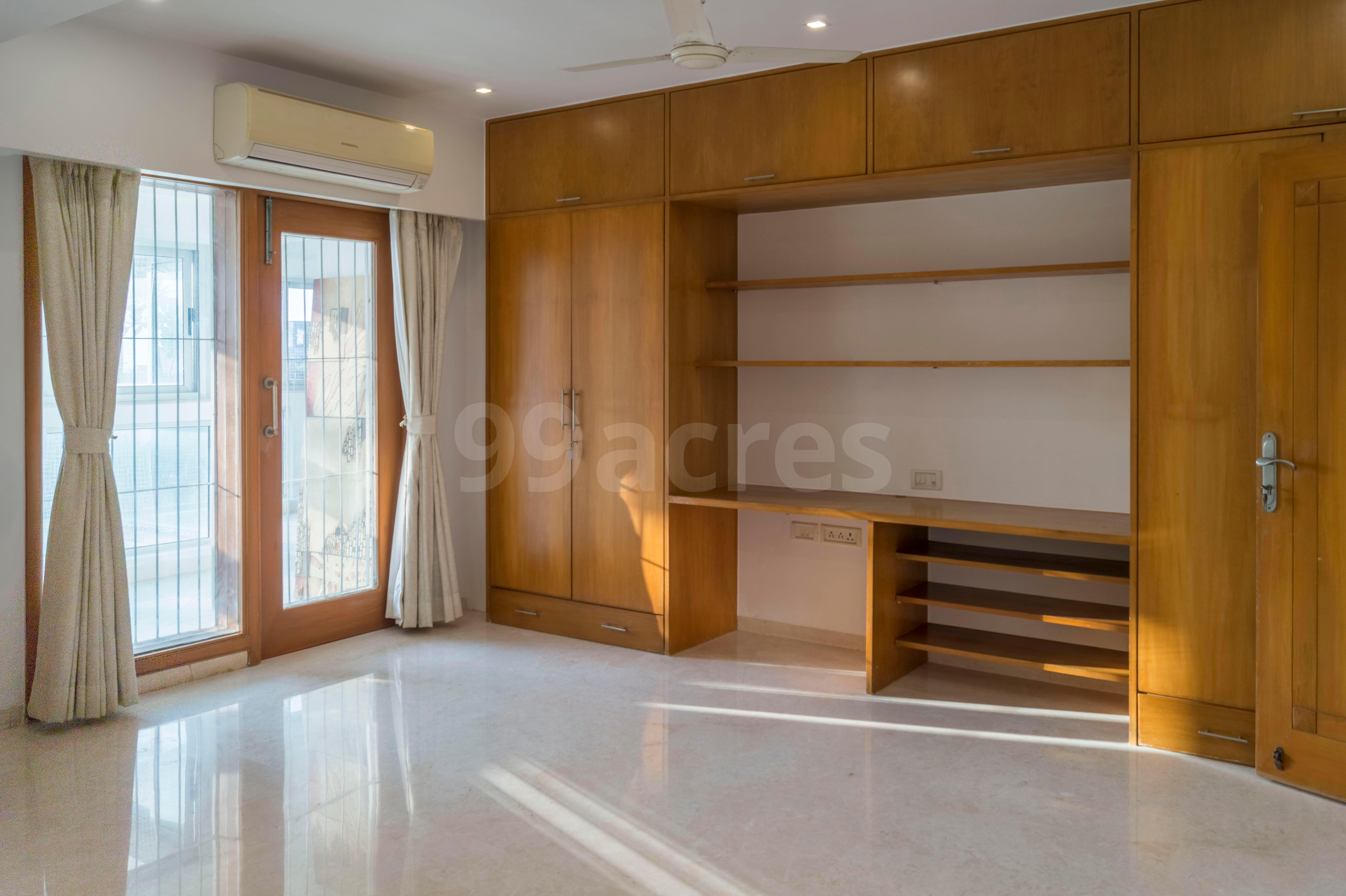 4 BHK Apartment for Rent in Union Park Mumbai