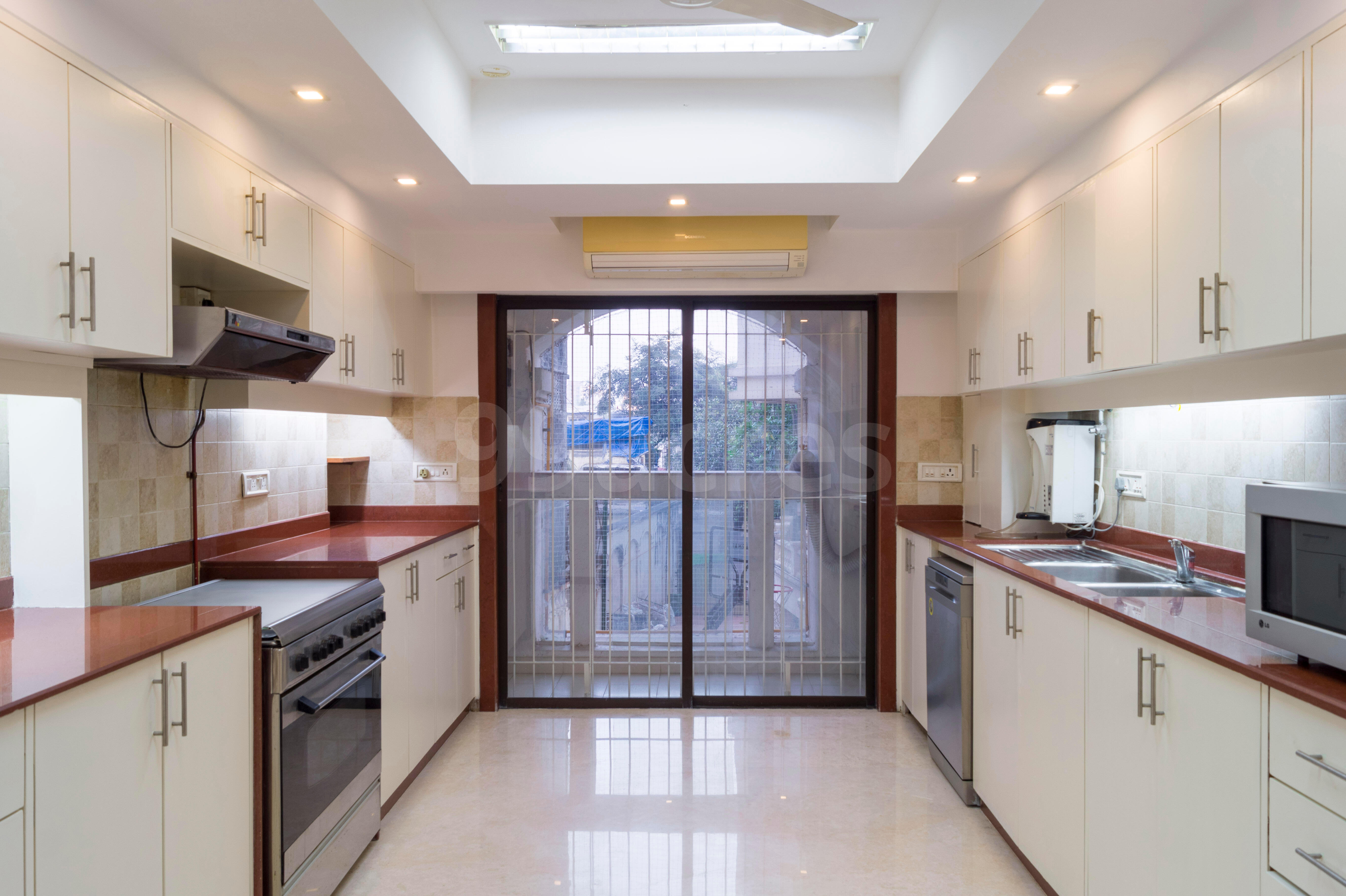 4 BHK Apartment for Rent in Union Park Mumbai