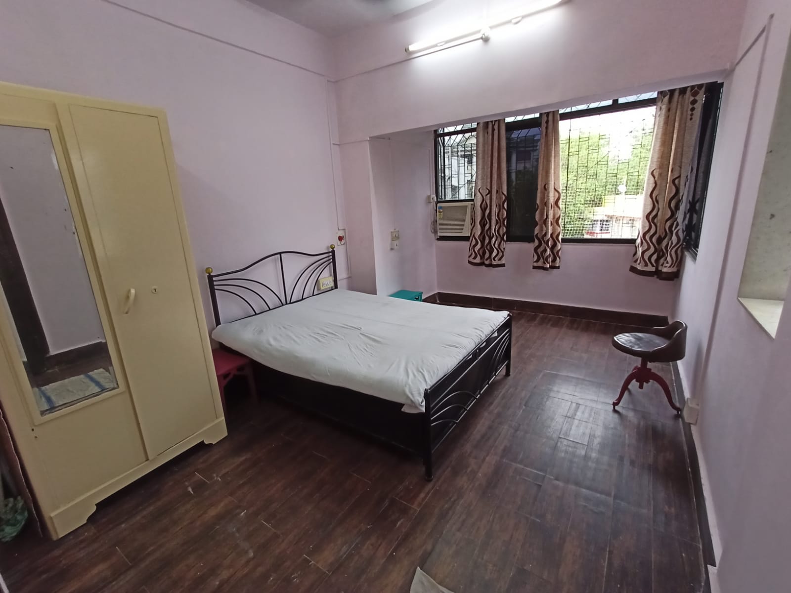 2 BHK Apartment for Rent in 31 Road Mumbai
