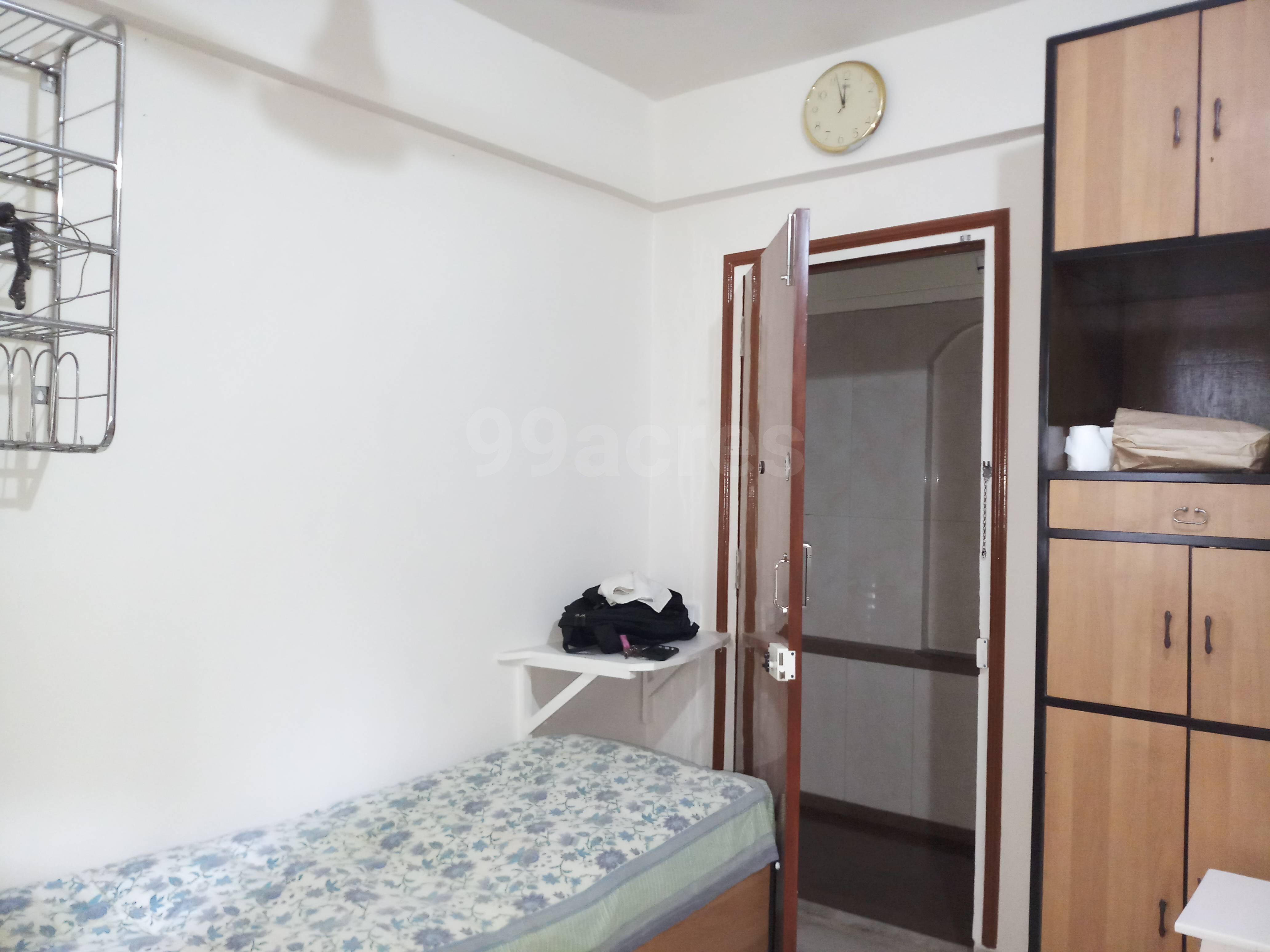 Studio Apartment for Rent in Mount Marry Mumbai
