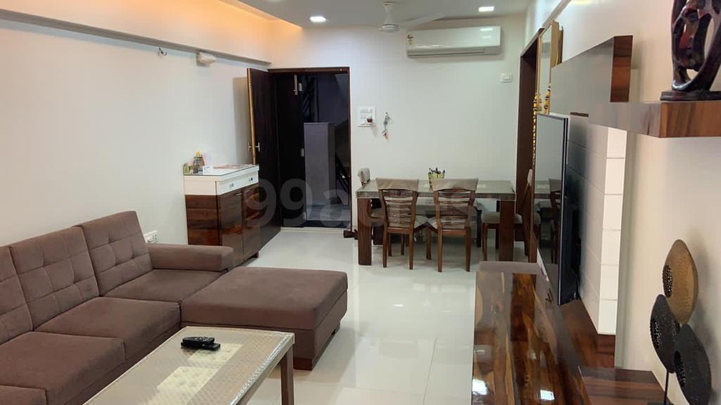 2 BHK Apartment for Rent in Off S V Road Mumbai
