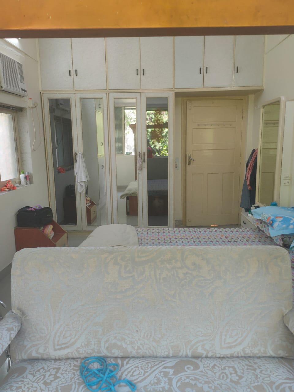 1 BHK Apartment for Sale in Khar West Mumbai