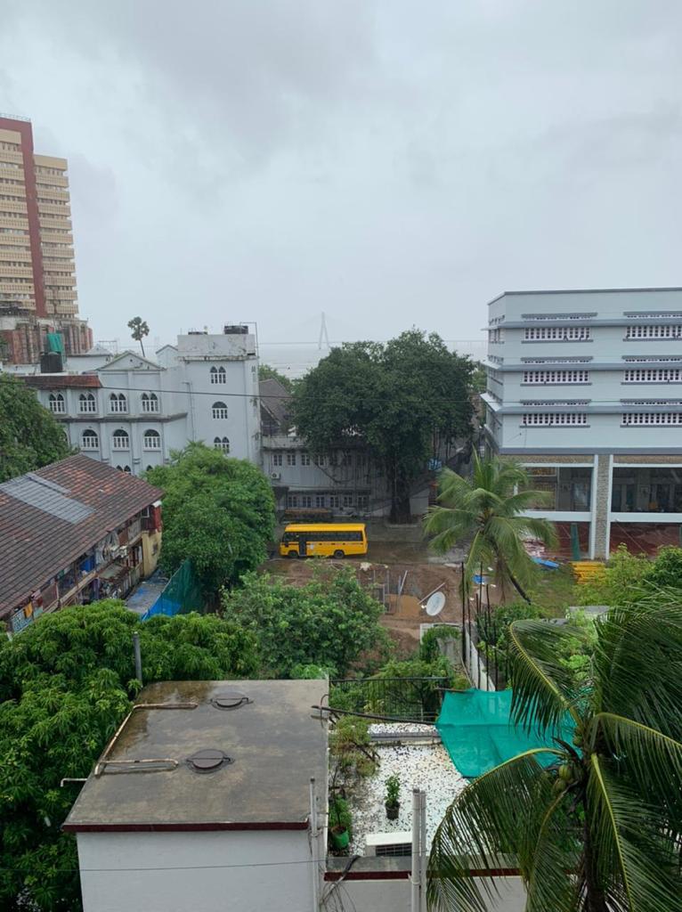 2 BHK Apartment for Sale in Mahim West Mumbai