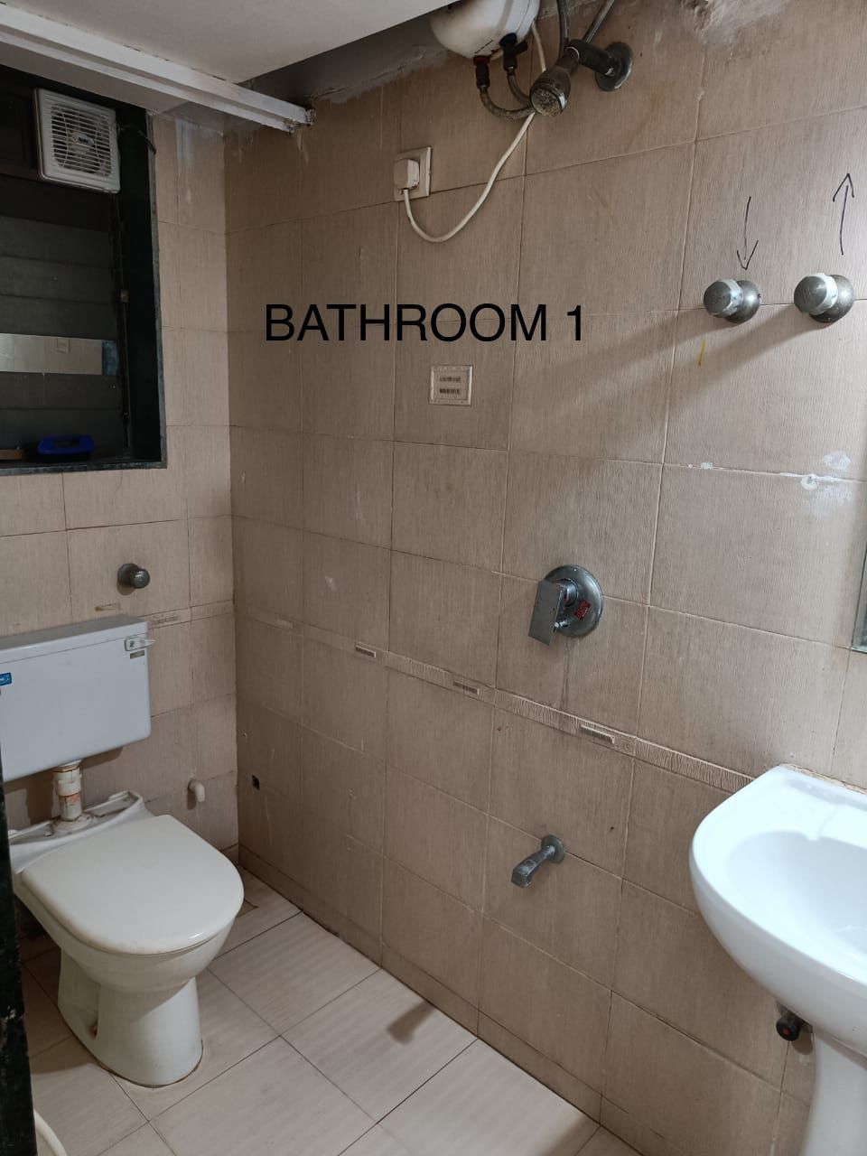 2 BHK Apartment for Rent in 16th Road Mumbai