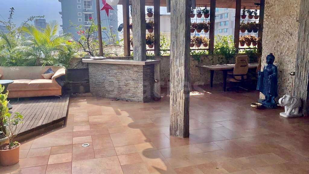 3 BHK Apartment for Sale in Bandra West Mumbai