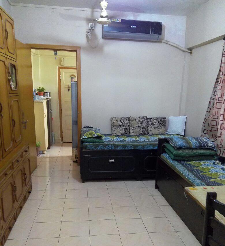 2 BHK Apartment for Sale in Bandra West Mumbai
